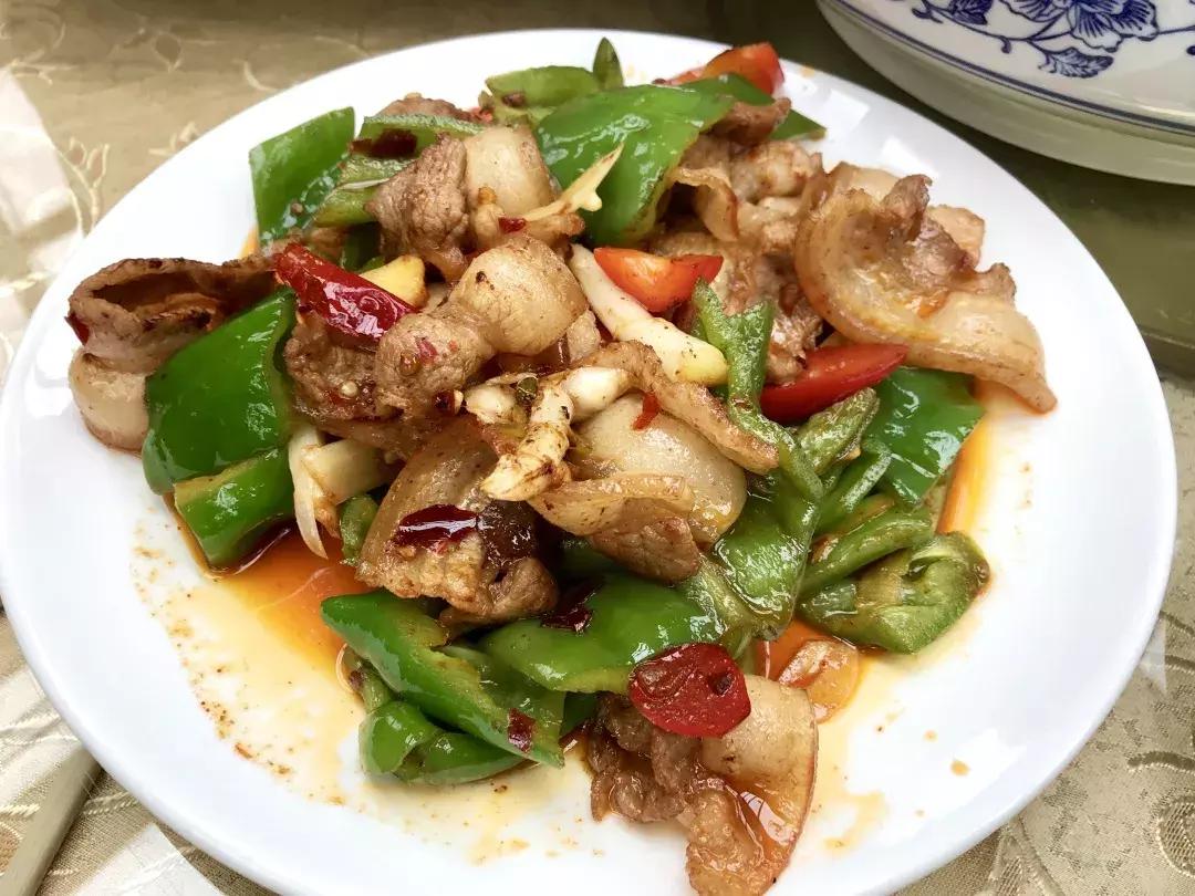 元宵花灯太美了,春季赏花郁金香太美了