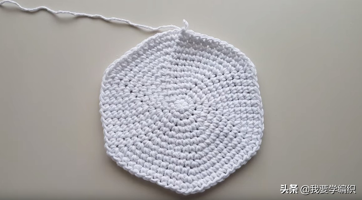 最简单的钩包包教程,毛线钩细挎包带的简单钩法