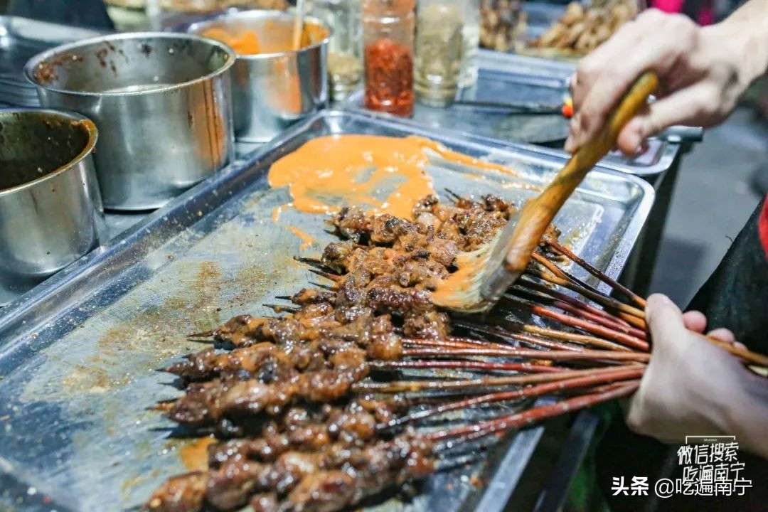 外地人去南宁旅游吃什么,外地人来南宁推荐吃饭地方