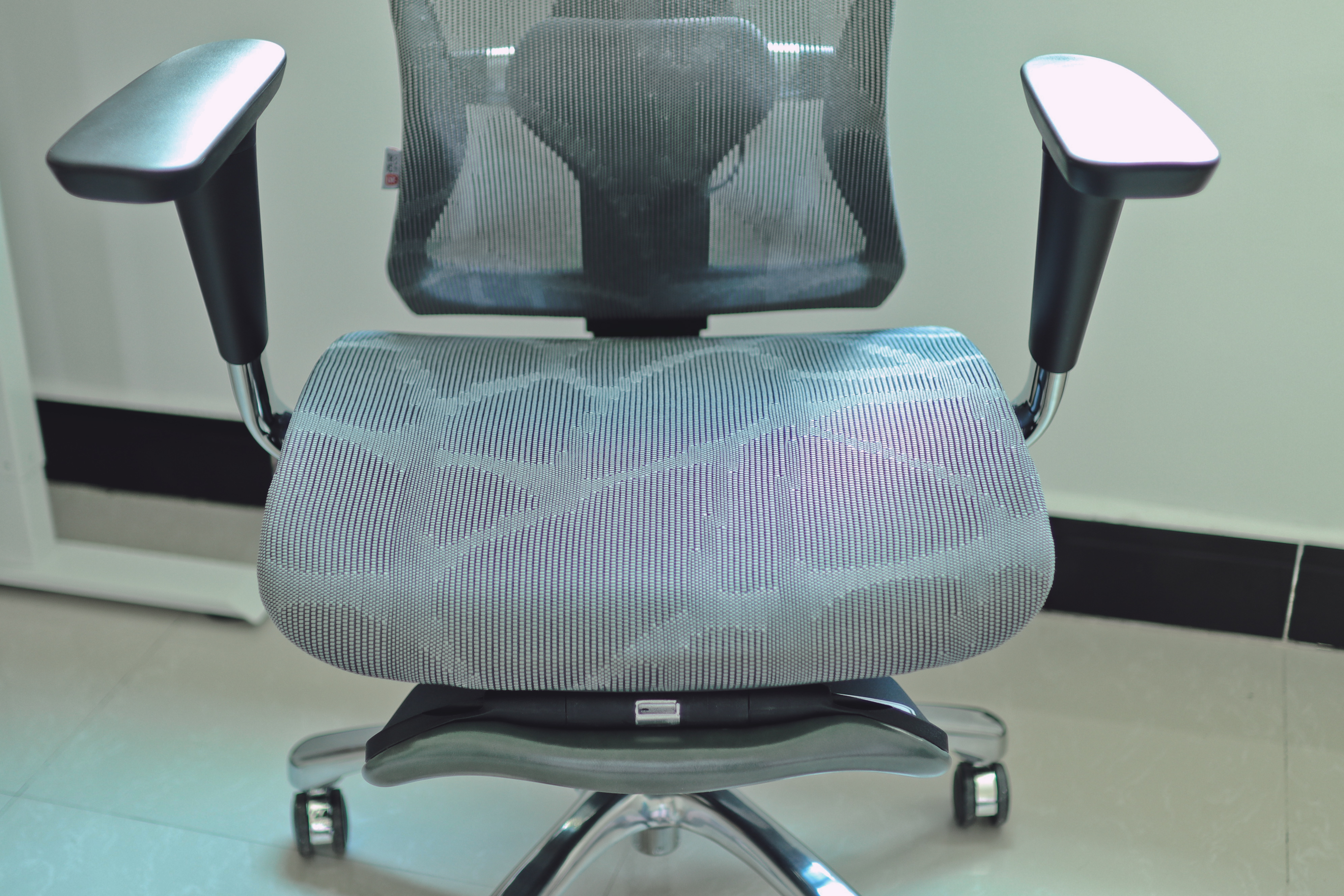 西昊人体工学椅基础款,西昊v1办公椅