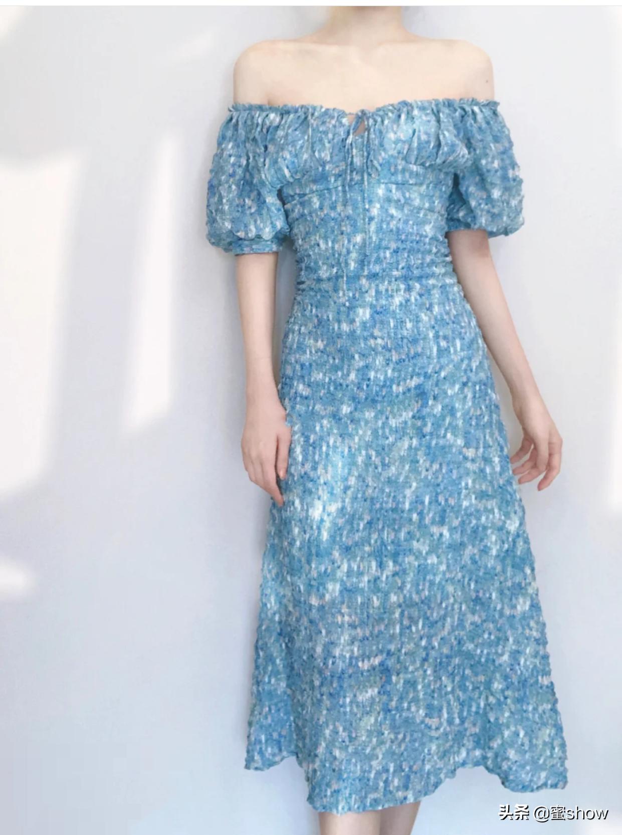 特别显身材的连衣裙叫什么名字,中袖藏蓝色连衣裙气质高级感