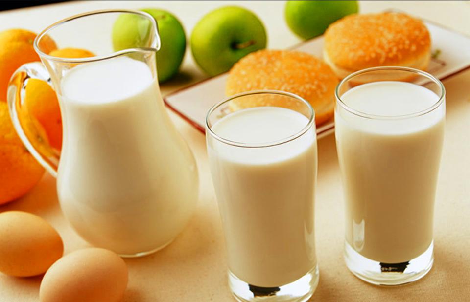 喝牛奶腹泻是乳糖不耐受吗,喝牛奶引起的腹泻是肠炎吗