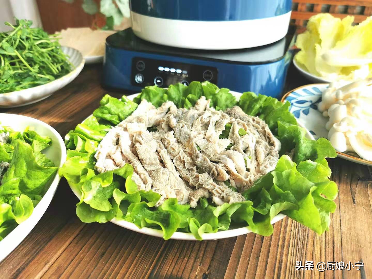 大厨做凉拌毛肚的教程,毛肚的做法怎么清洗才能涮火锅