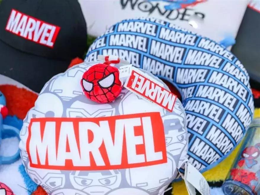 kakaofriends名创优品盲盒,kakao联名款保温杯名创优品