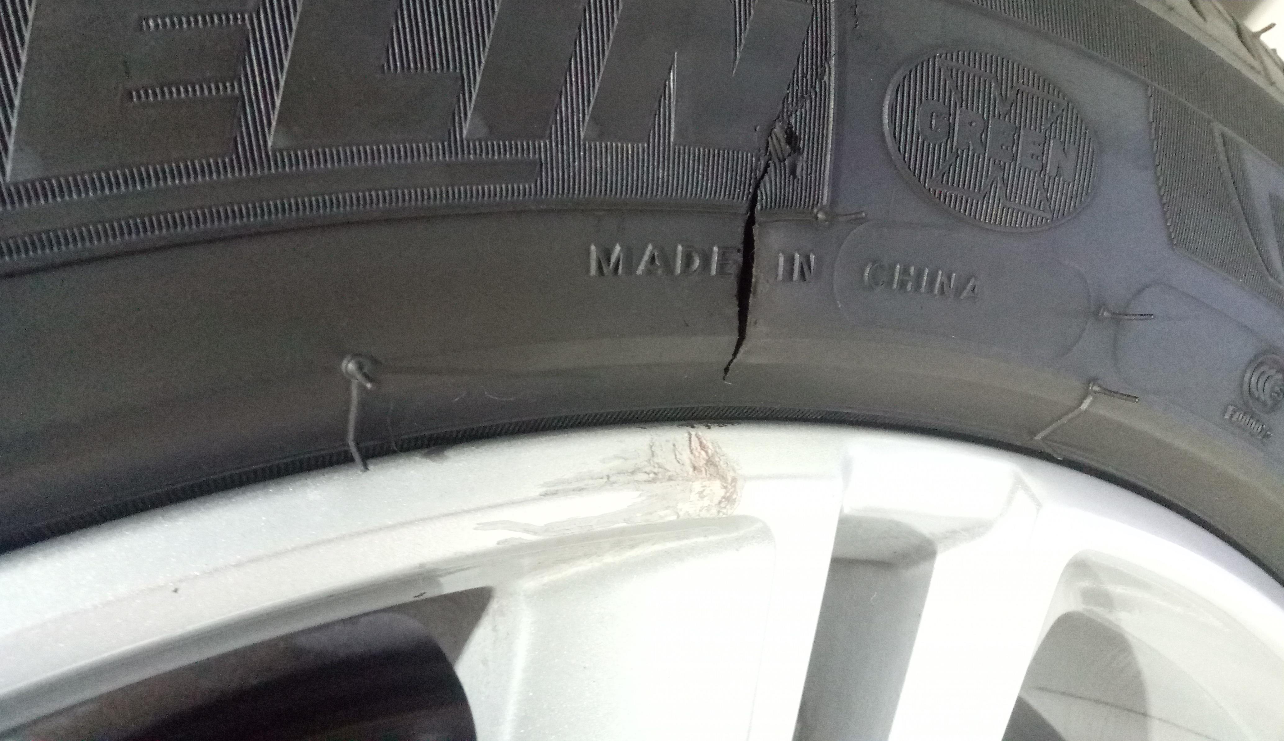 1年沃尔沃s90能卖多少钱,1年亏了8万是什么感受