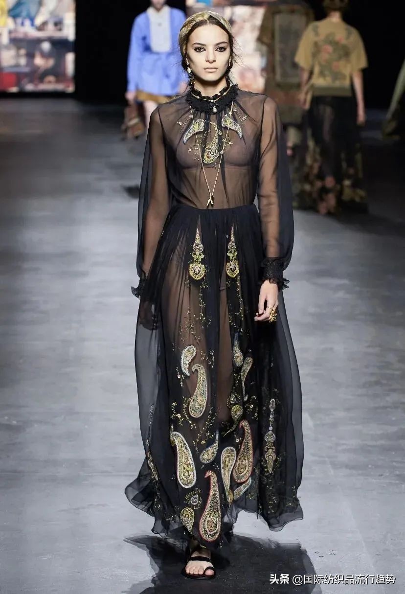 2022流行什么裙装,2021年的哪些裙子最流行