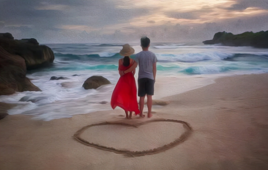 情侣之间聊天缺少激情,情侣之间没有恋爱的气息怎么办