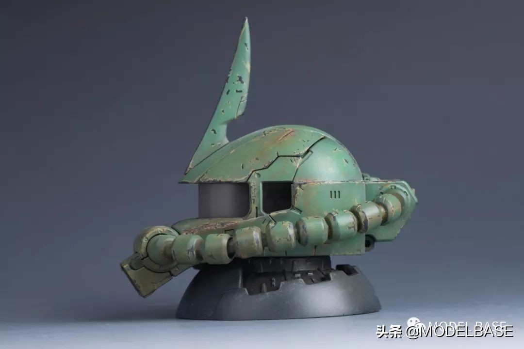 扎古扭蛋头组装,万代蓝标扎古和红标扎古