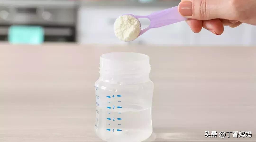 冲奶粉的误区,冲奶粉你真的做对了吗