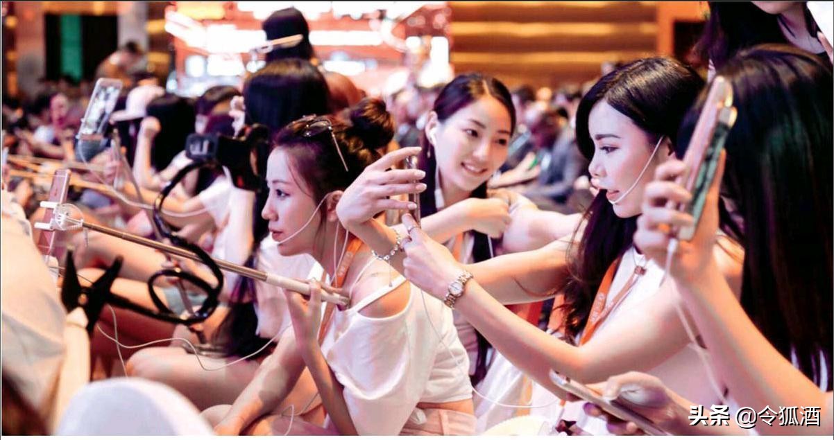 揭秘直播带货行业内幕,网红直播带货爆笑翻车现场