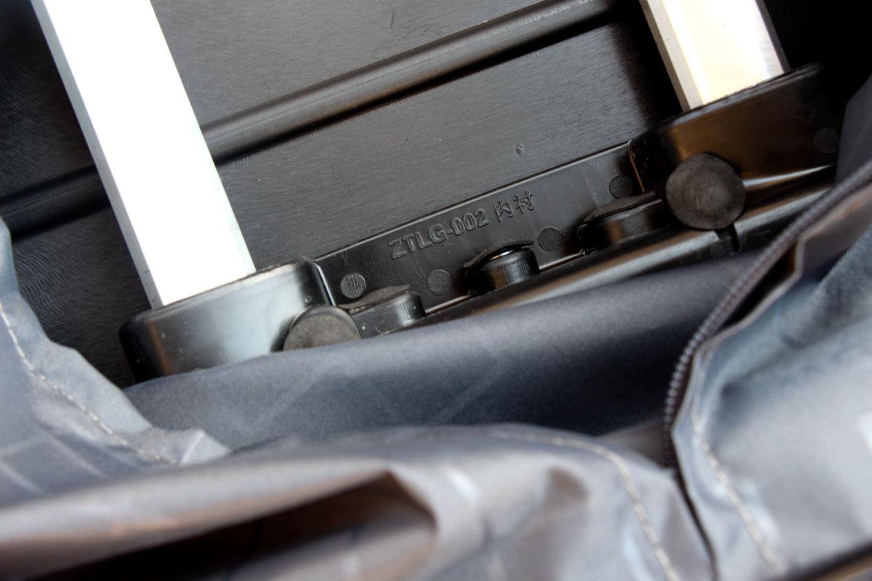 swiza行李箱怎么样,swiza行李箱测评