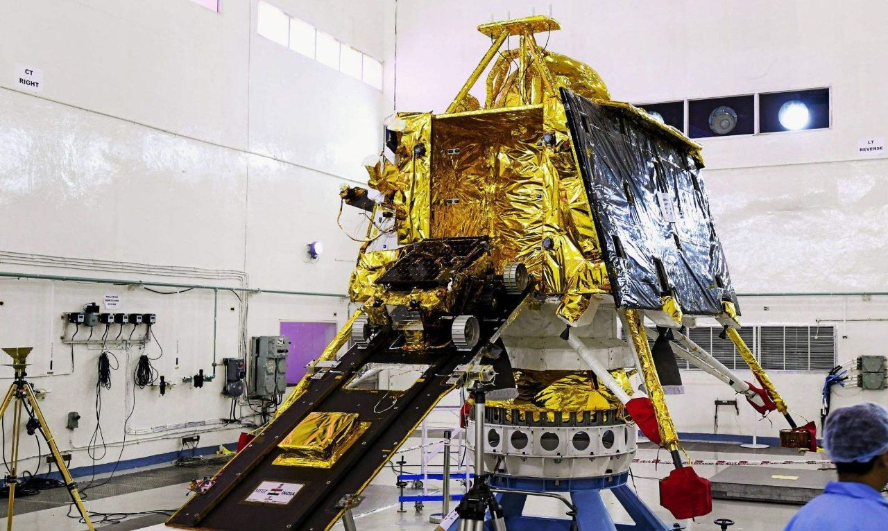 印度登月与中国对比图,中国登月视频全过程对比印度