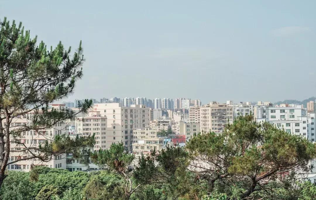 鍥烘垗杩欓噷鍝噷鏈夊ソ鐜╃殑,鍥烘垗鐮佸ご杩欓噷娴蜂笂鏄粈涔堟ˉ