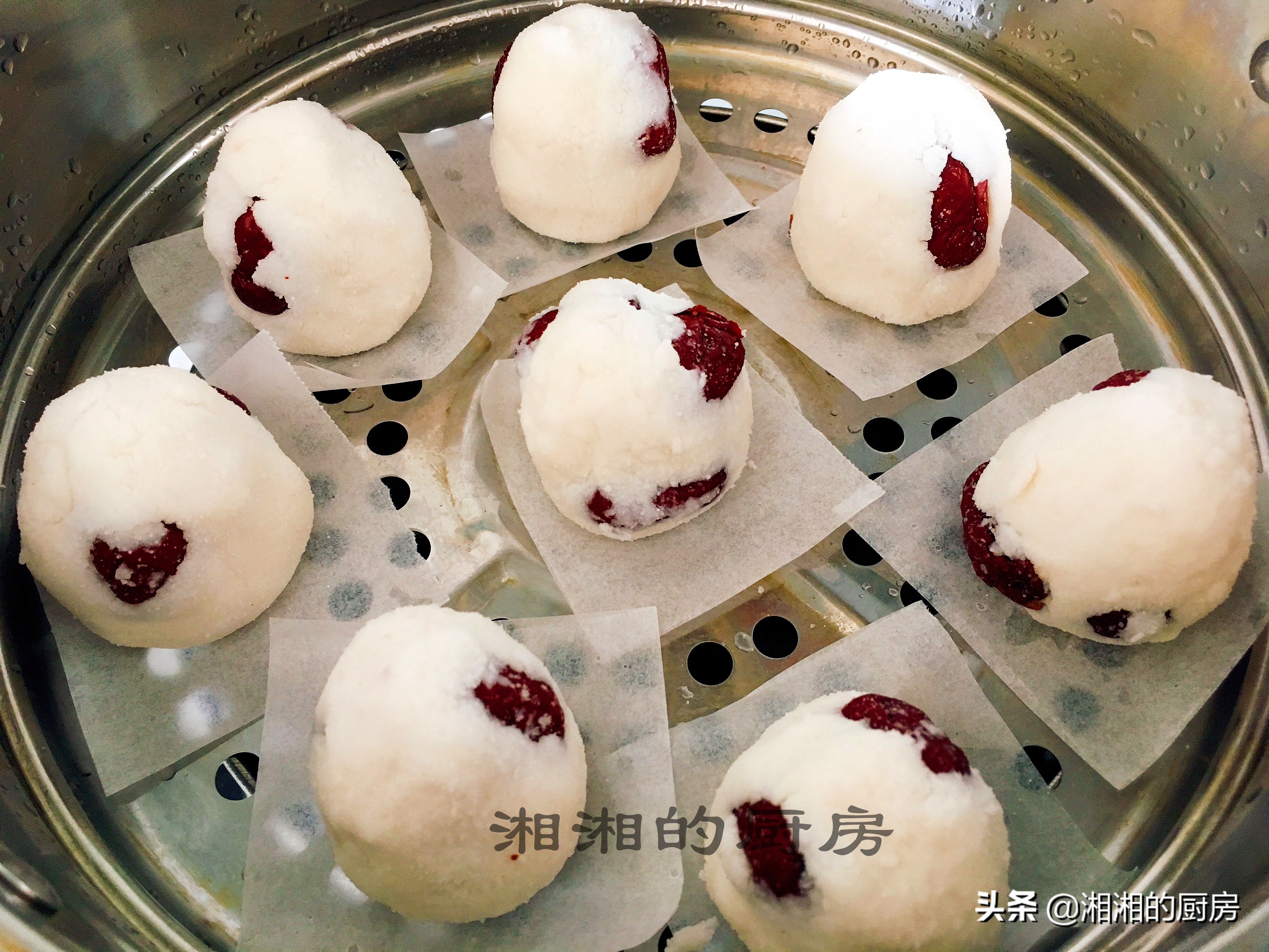 糯米粉绿豆红枣点心,一碗糯米粉半只南瓜发糕