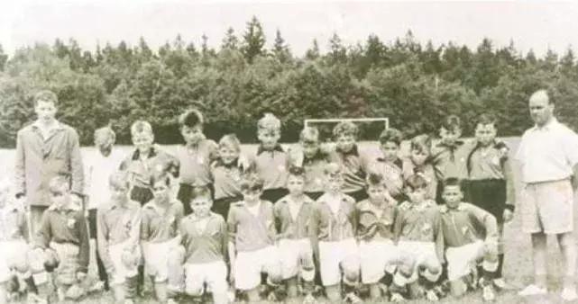 拜仁慕尼黑传奇背后第一季解说,拜仁传奇完整视频