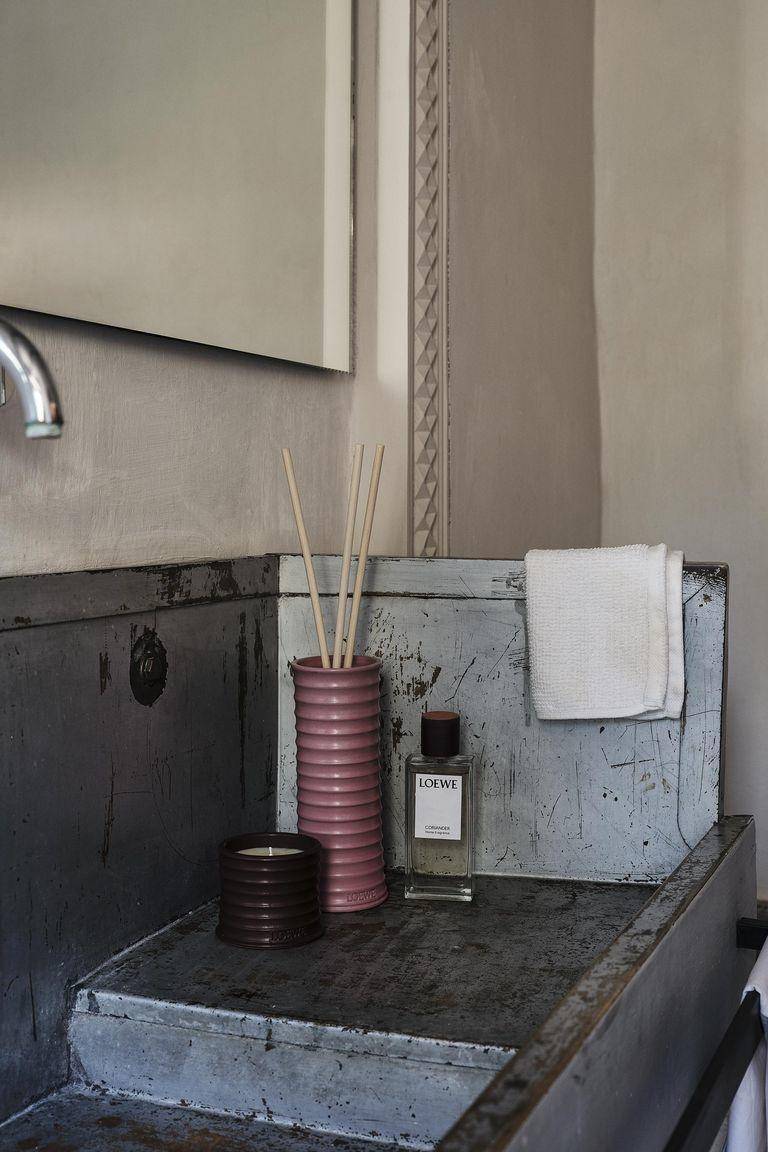 罗意威闻着像飘柔的香水,罗意威是沙龙香吗