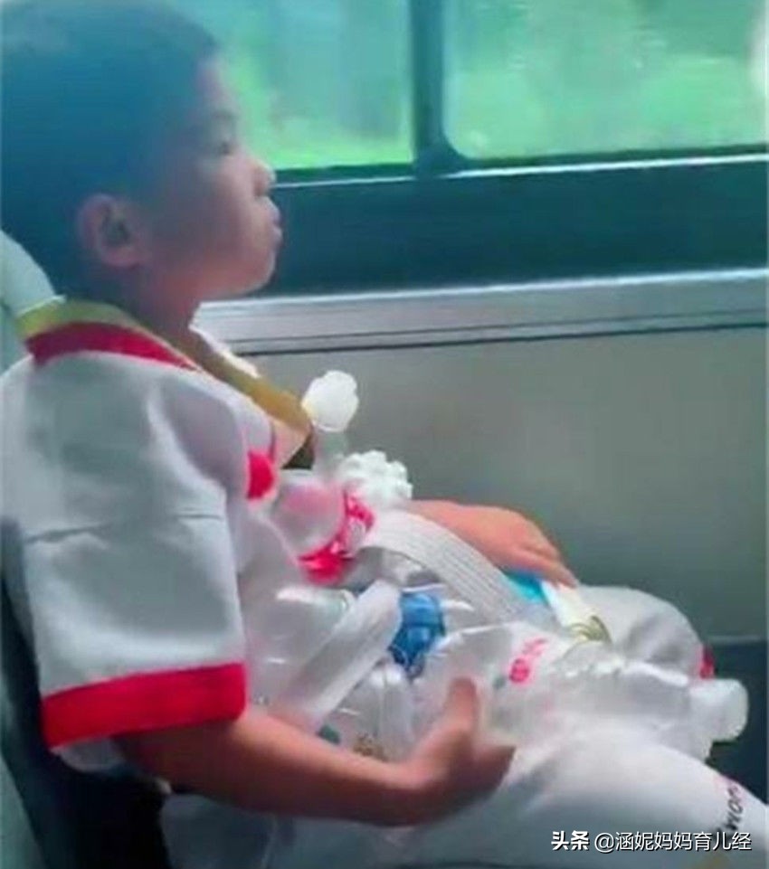 不懂感恩的孩子成绩好也没用,不懂感恩的孩子学习再优秀也没用