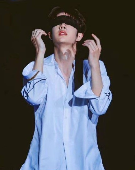 王一博有什么吸引人的,别人眼中的王一博是什么样的