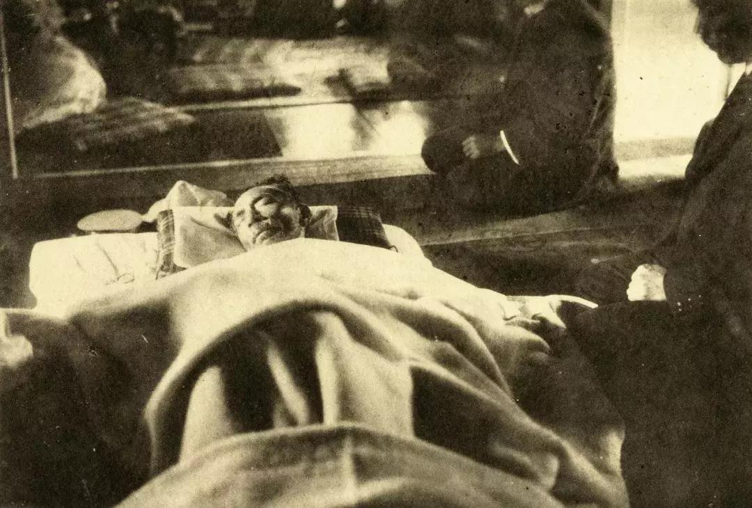 揭秘大文豪私生活：最会说情话的家暴狂