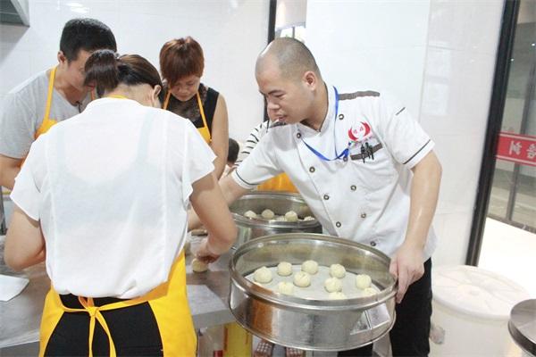 餐饮加盟店的套路有哪些,加盟餐饮需要避开的坑