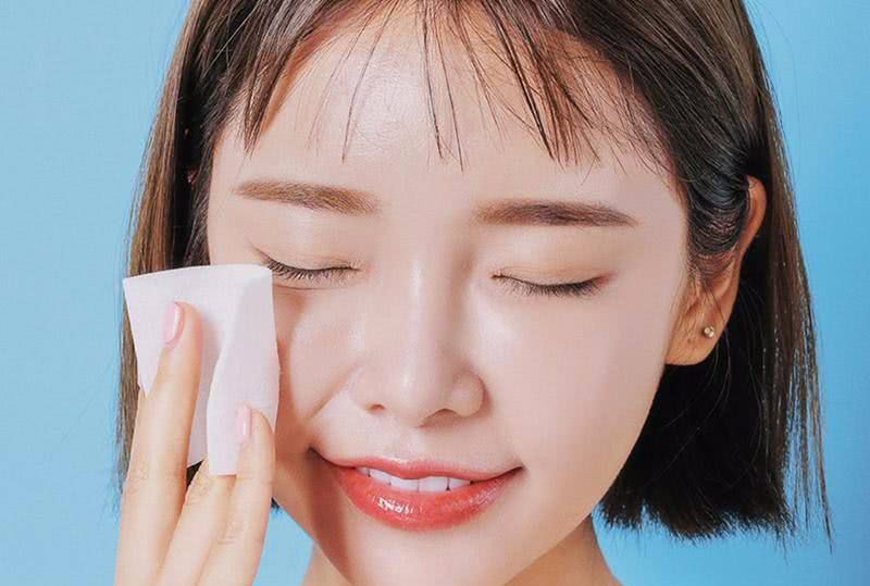 小黑瓶和小绿瓶的精华液哪个好用,小紫瓶精华液第五代和第四代区别