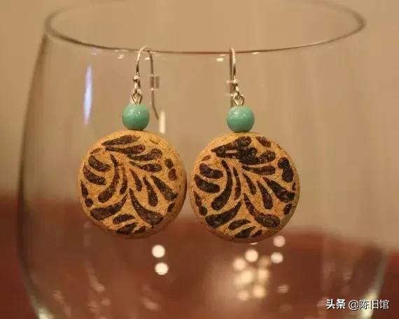 喝完的白酒瓶别丢,喝完的酒瓶不要扔了