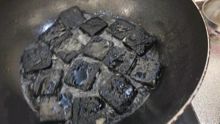 长沙罗记臭豆腐制作,自己做长沙臭豆腐胚