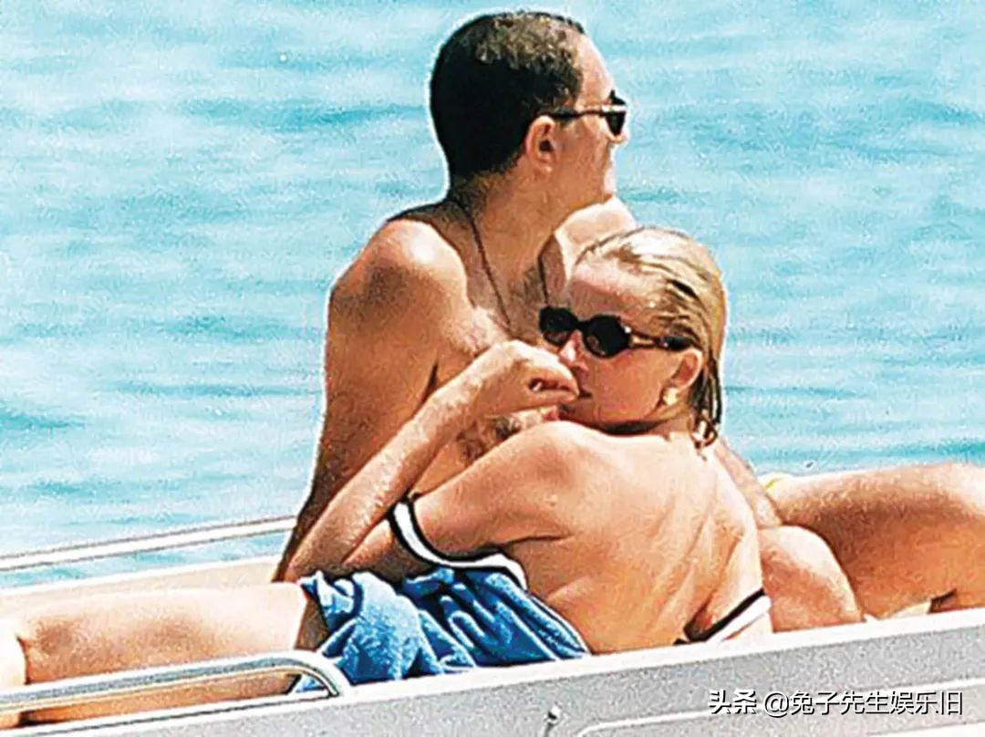 戴安娜和多迪什么关系,多迪戴安娜事件