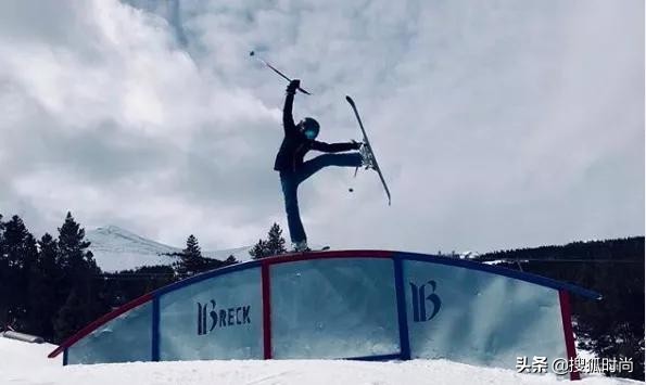 16岁华裔女孩滑冰夺冠,16岁少女放弃美籍想加入中国籍