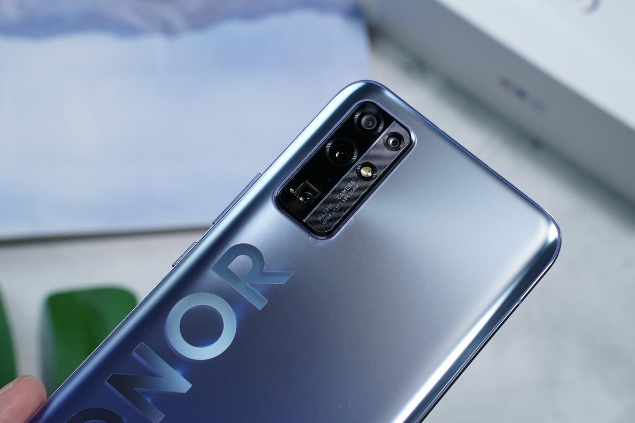 荣耀30怎么样实际测评来揭晓答案,荣耀30测评值得入手吗