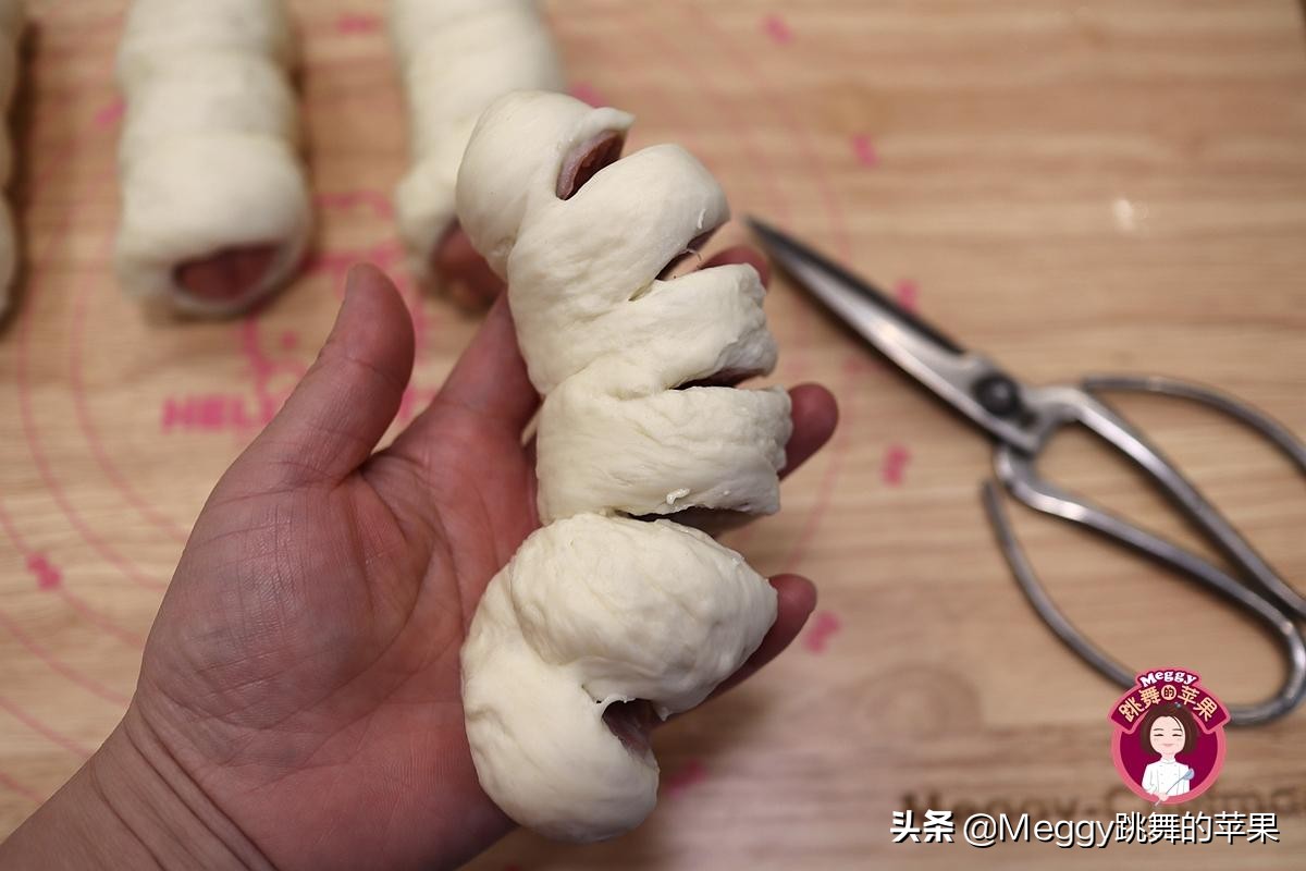 香肠面包最简单的做法,香肠面包的几种做法