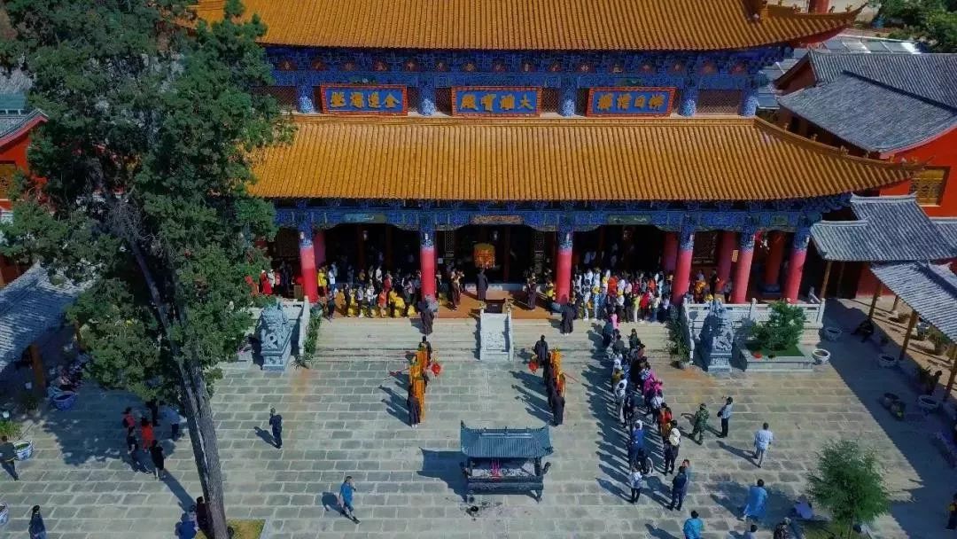 大理鸡足山奇观,从山角看大理鸡足山的传说