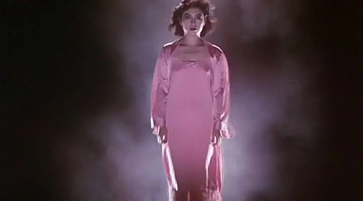 四部最恐怖的电影有山村老尸,必看10部恐怖电影山村老尸