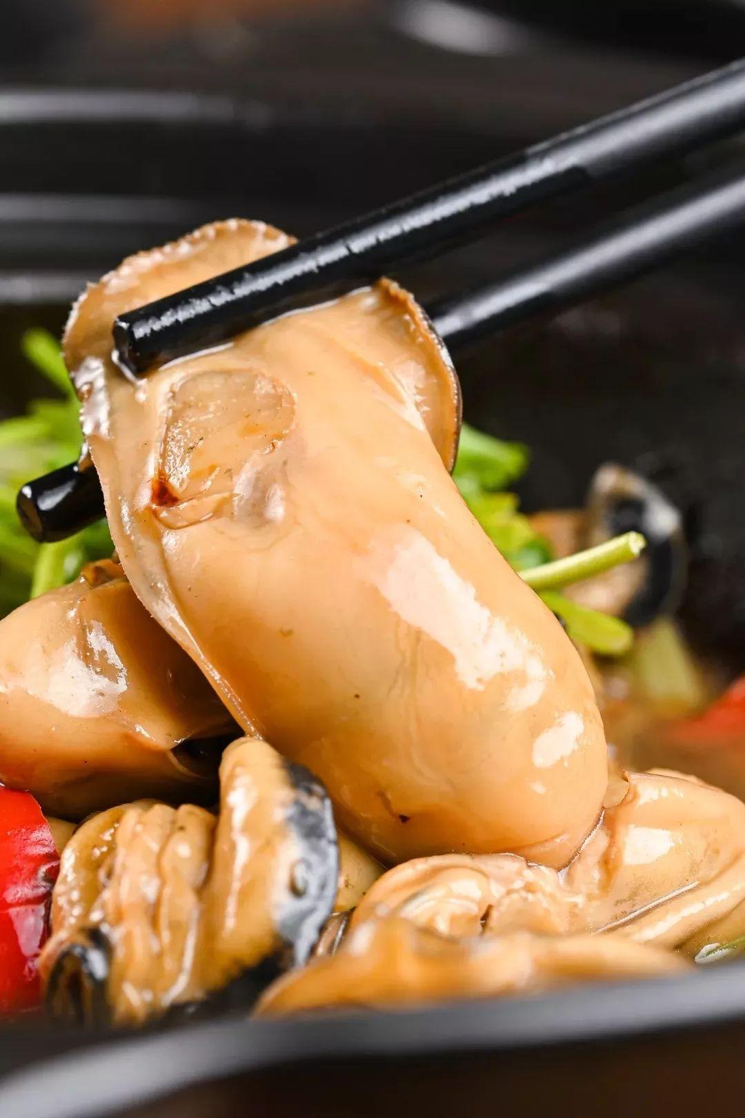 4000m²「平价海鲜」，还藏了个老广早茶，鸡煲、羊肉、虾蟹