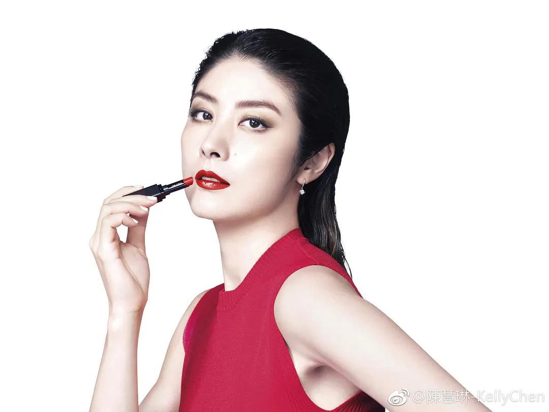 香港人对郑秀文的评价,郑秀文香港最后的天后