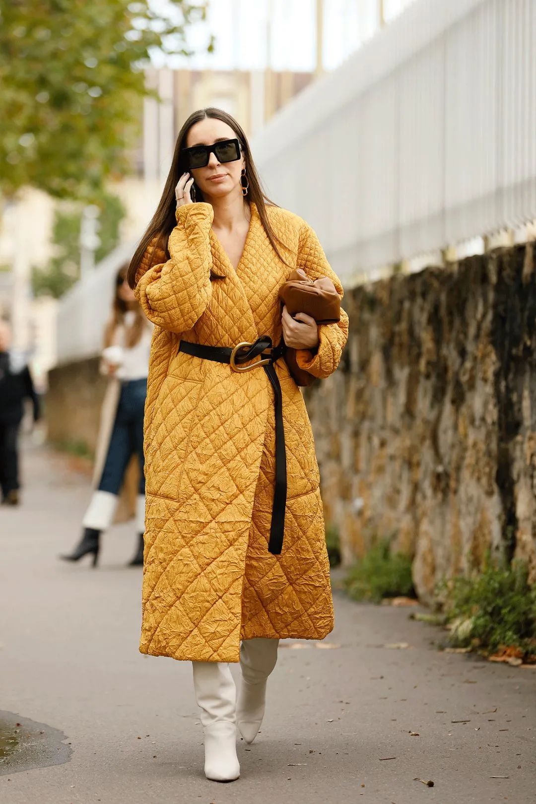 这件奶奶风的「绗缝棉袄」火了，看完我也很想买