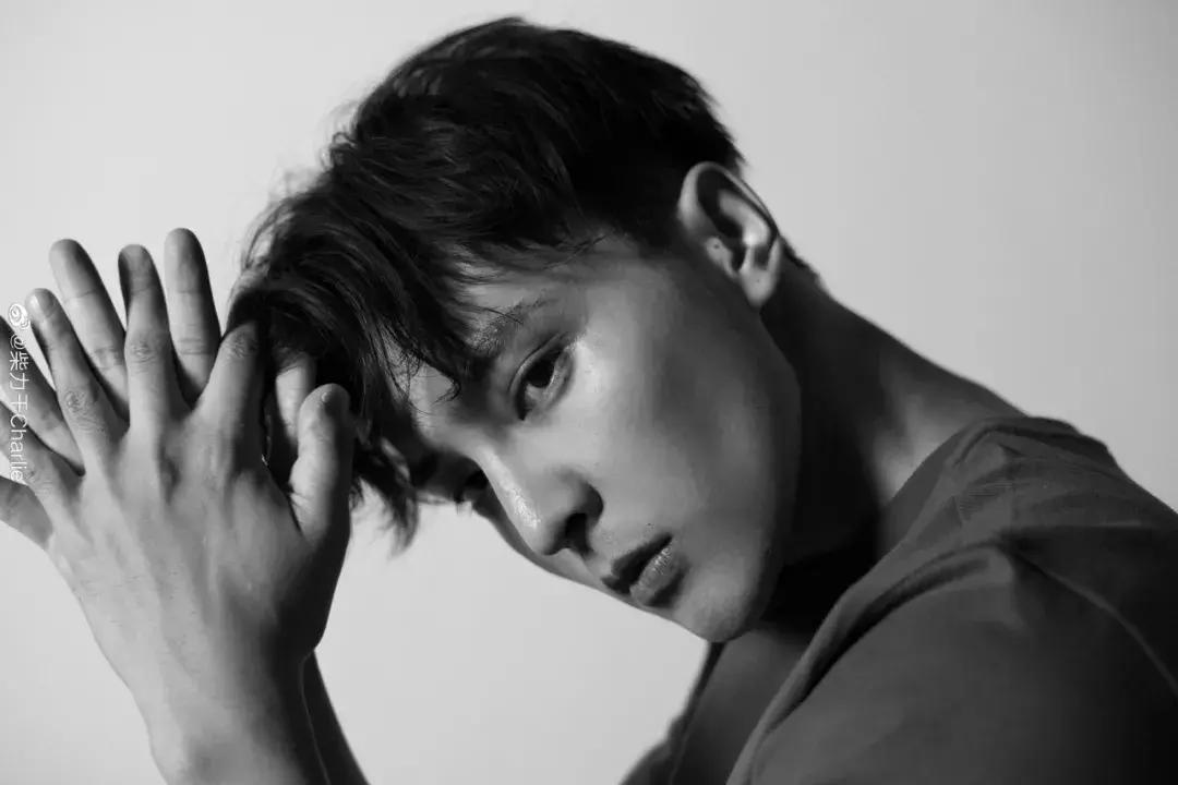 话题|免税店凑单折扣，男朋友给自己买了一个气垫粉底