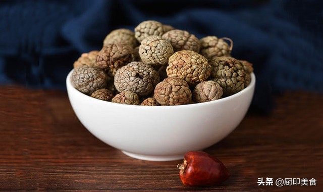 香料肉蔻草蔻白蔻红蔻用法区别,肉蔻草蔻白蔻用法有什么不同