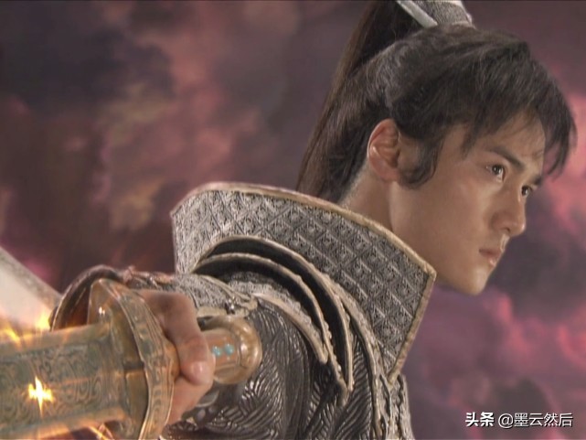 轩辕剑魔君为什么像陈靖仇师傅,轩辕剑陈靖仇宇文拓被魔君改命