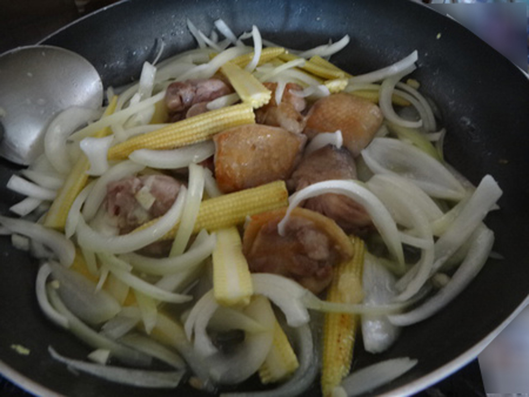 周末一家三口吃饭的幸福短句,周末一家三口在家吃什么