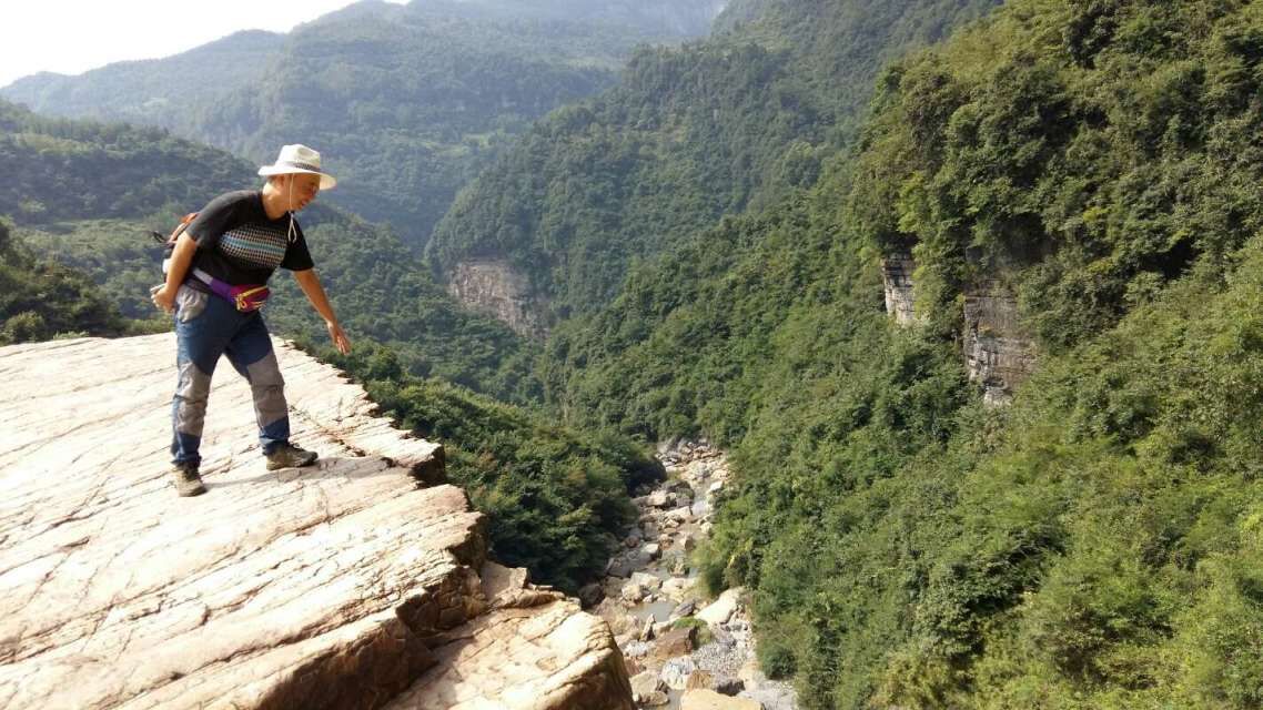 西漂湾瀑布群,建始西漂湾瀑布群