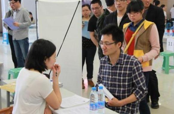 清北毕业生也找不到工作吗,211毕业感叹上海找工作难