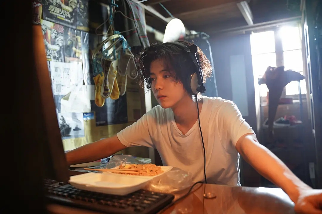 迎难而上，强势破圈获直男认可，初代目顶流而立之年重装上阵