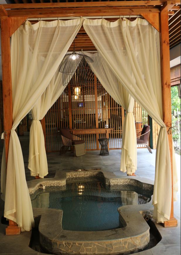 高端温泉度假酒店推荐,郑州忆江南温泉度假酒店