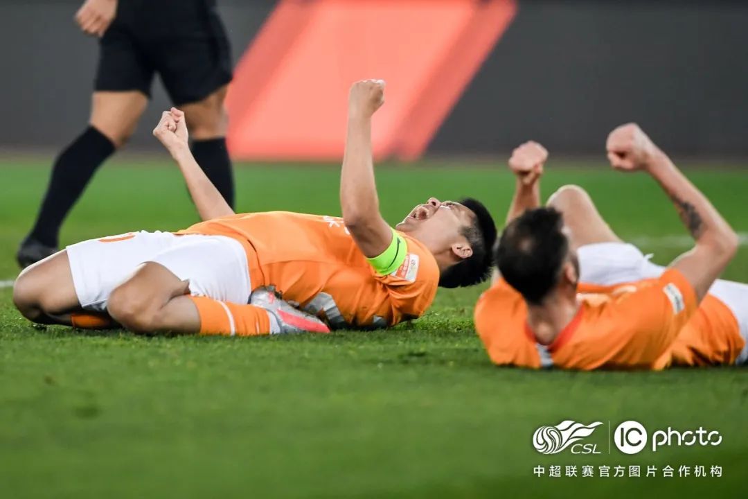 前线丨埃弗拉梅开二度完成绝杀，附加赛继续一起并肩前行