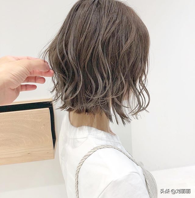 永不过时的女生适合什么发型,永不过时的发型适合每个年龄段