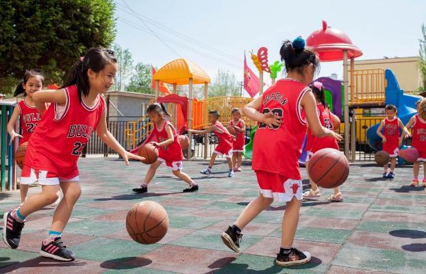 家长对孩子体育训练计划,关于孩子运动的家长建议