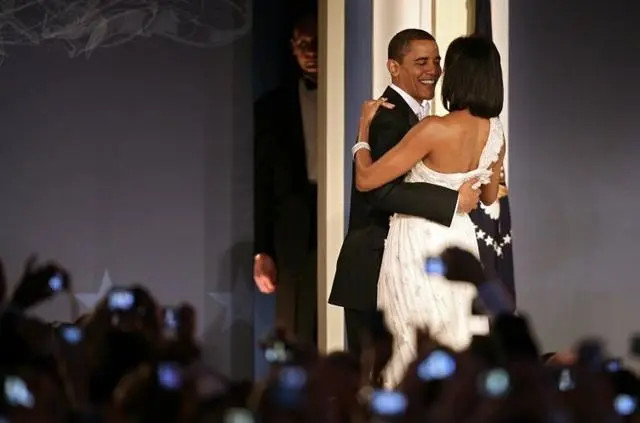 奥巴马的妻子现状,奥巴马老婆到底是男是女