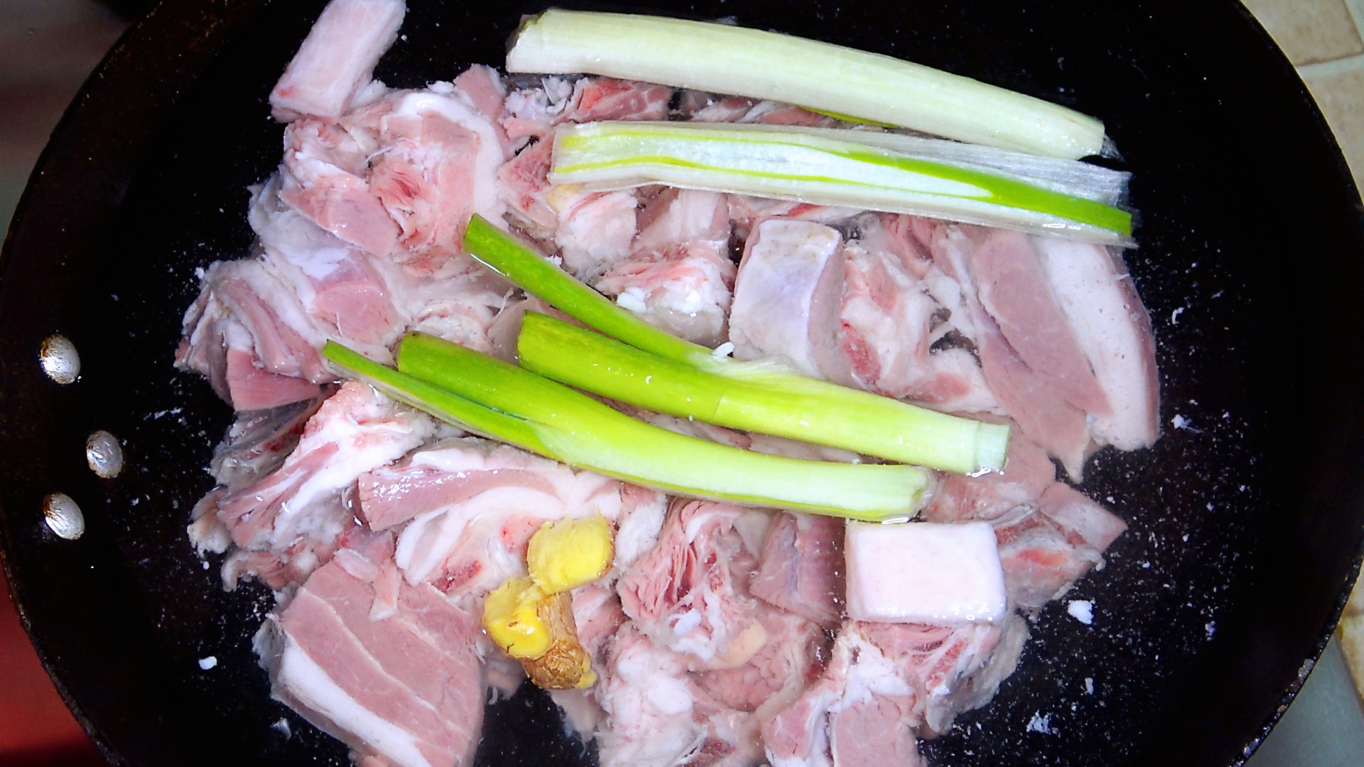 羊肉汤怎么炖好喝的做法秘籍,羊肉汤怎么炖好喝视频教程