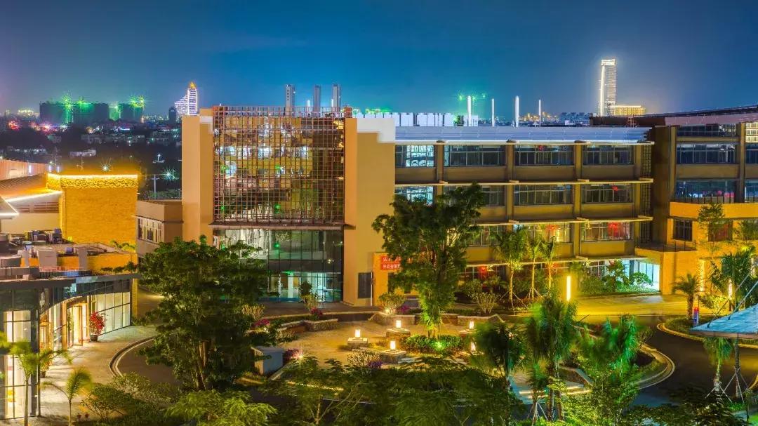 三亚中瑞酒店管理职业学院名列全国职业院校满意度排行榜第二